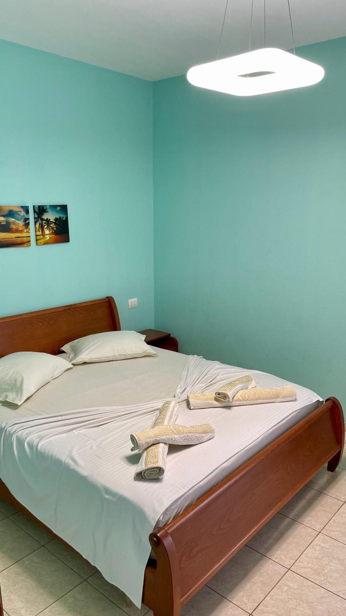 Sea Breeze Apartment Sarande Exterior photo